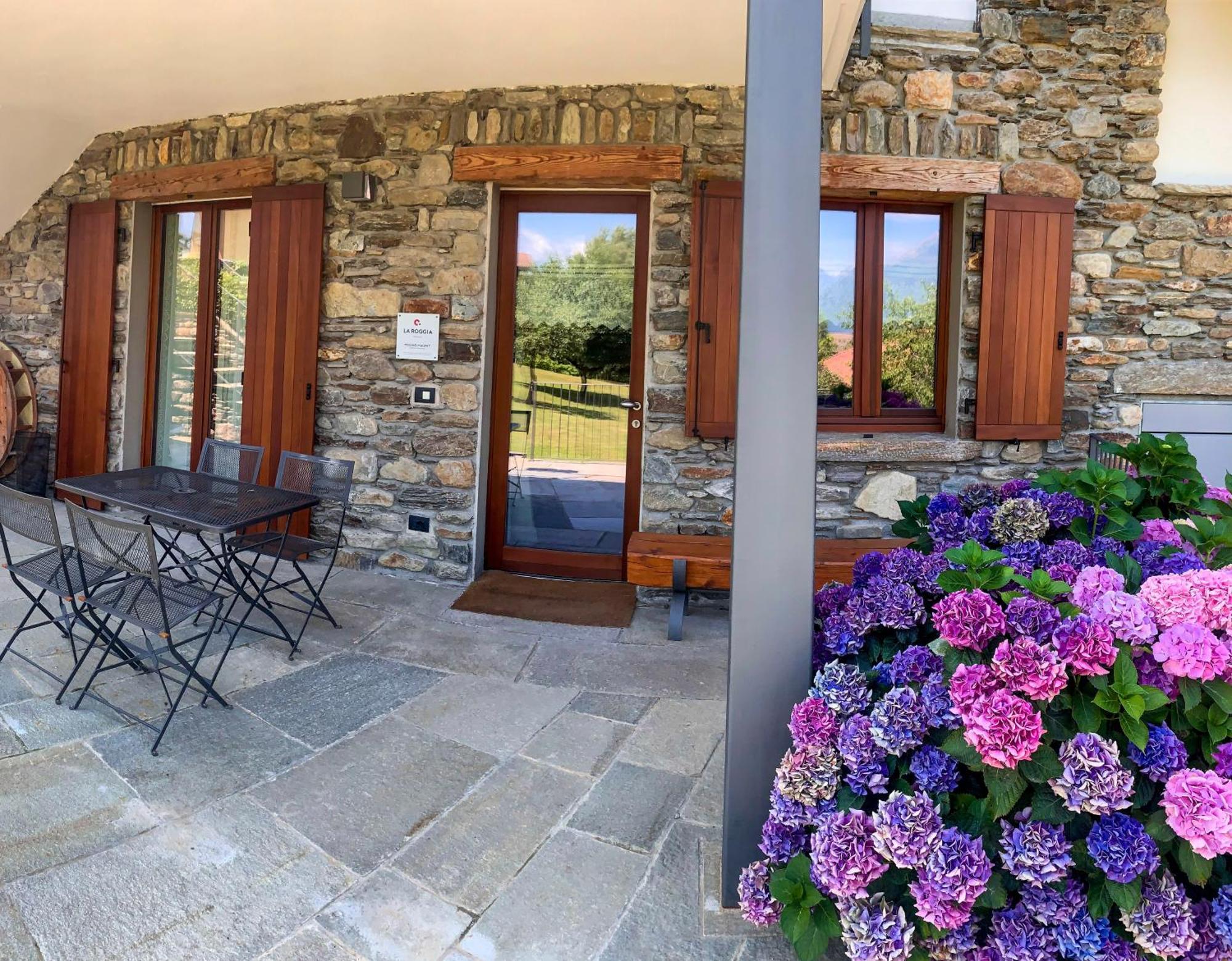 La Roggia - Lake Como Heritage Home In Molino Maufet Watermill - Patio On The Garden Colico Bagian luar foto